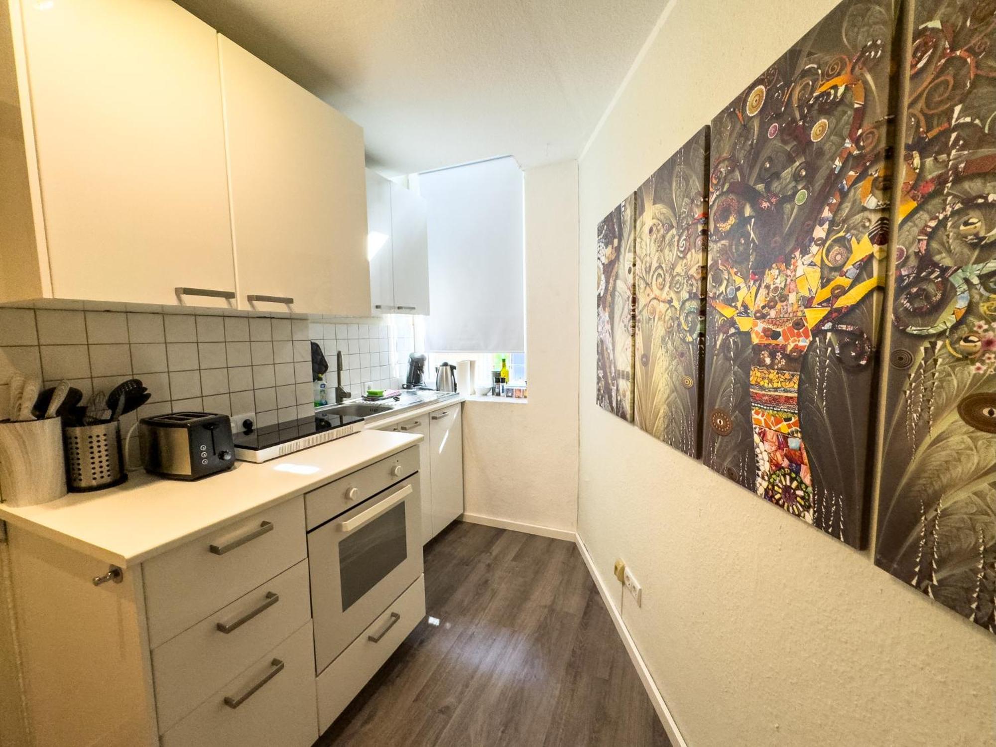 Schoene Wohnung Fuer 4 Gaeste An Der Eilenriede Mit Kostenlosen Parkplaetzen Hannover Luaran gambar